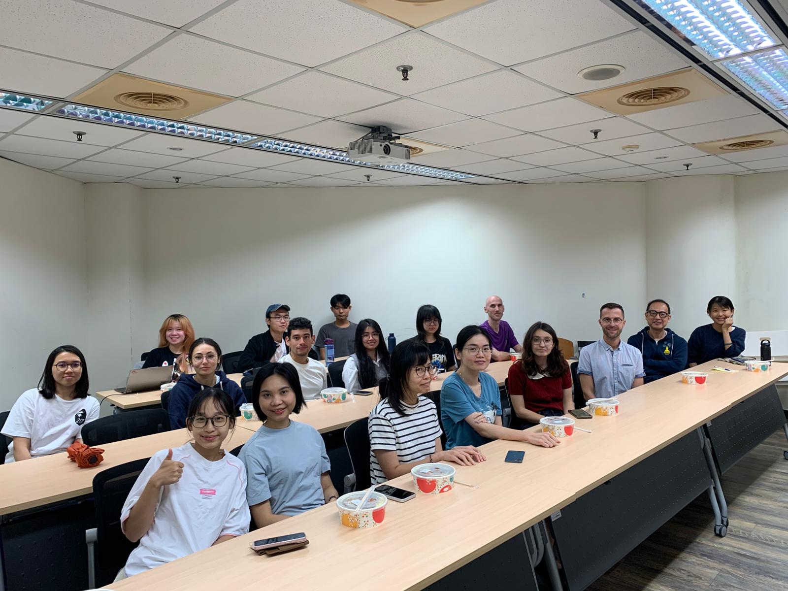 Social Science talk 2025-10-31 at 14.48.03 (1)